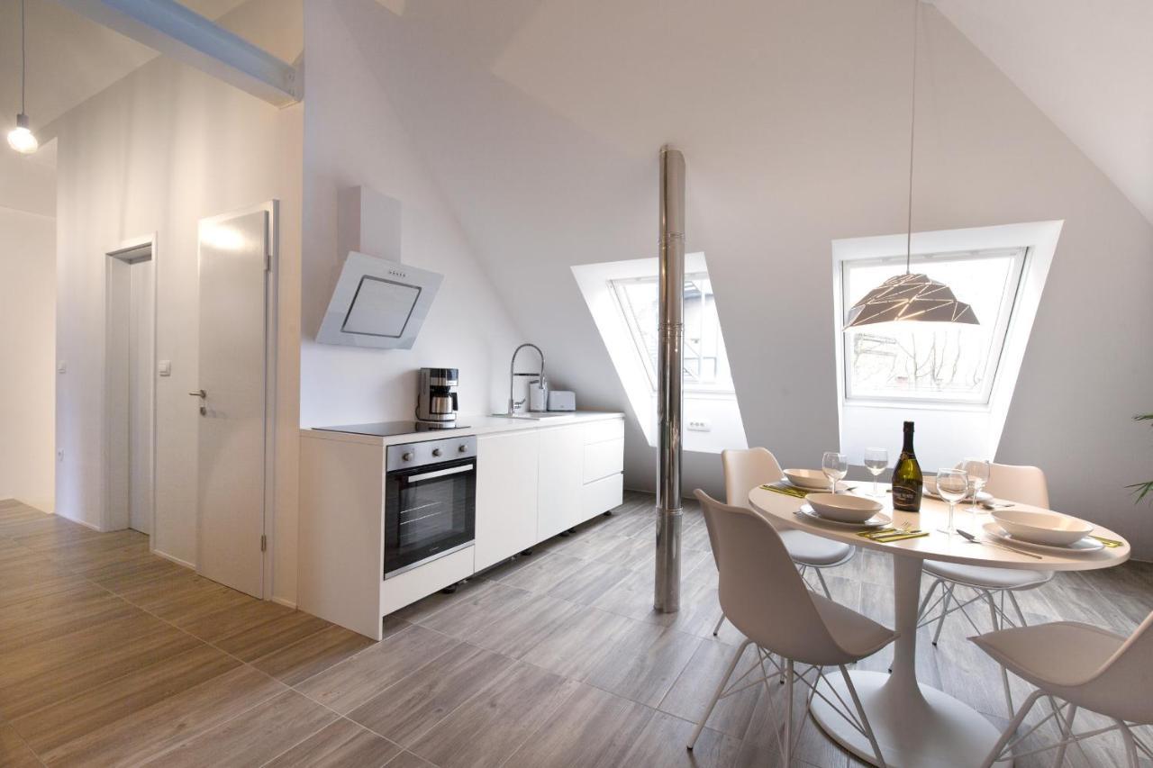 Flex Apartments Tour As Ljubljana Ngoại thất bức ảnh